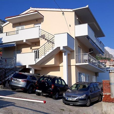 Apartments Tony Stanici - Omiš Kültér fotó